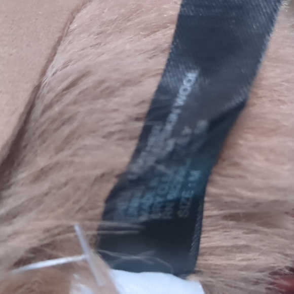 PORTOLANO* taupe suede shearling lined winter mittens size M ladies NWOT - Picture 7 of 9